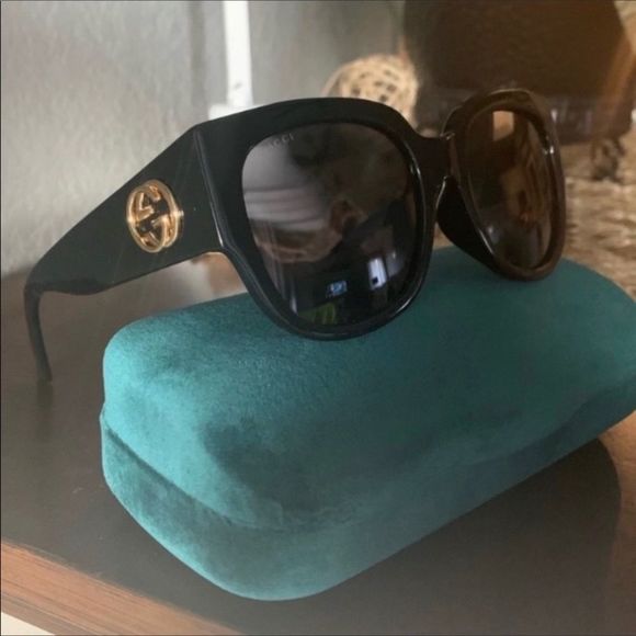 Gucci Accessories - New GG black square sunglasses 55 mm